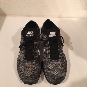 Nike flyknit racers