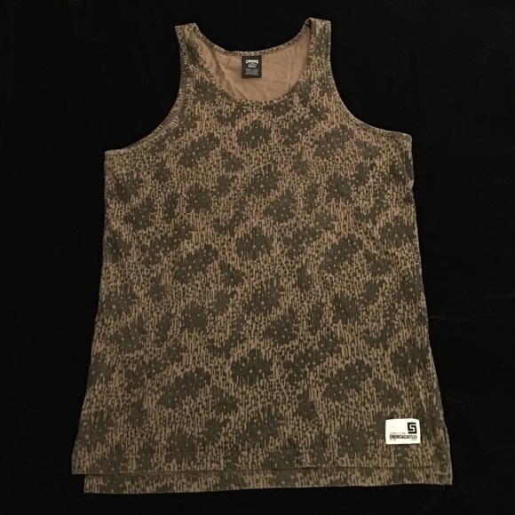 Crooks & Castles tank