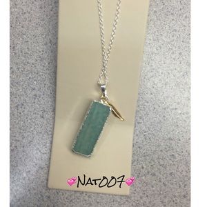 Sterling Silver Faceted Agate Druzy Bar Pendant.