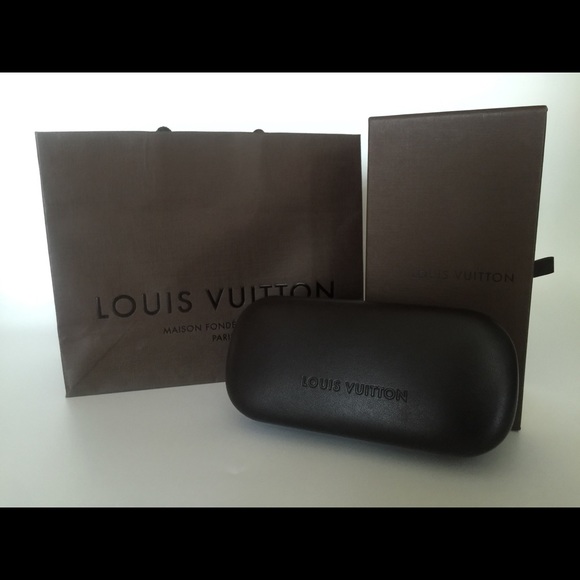 Authentic LOUIS VUITTON sunglasses case with box