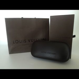 Authentic LOUIS VUITTON sunglasses case with box
