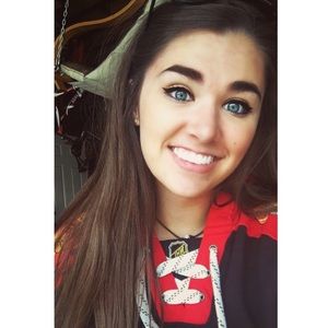 Meet your Posher, Karli