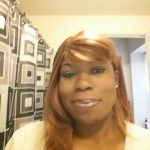 Meet your Posher, Lashona