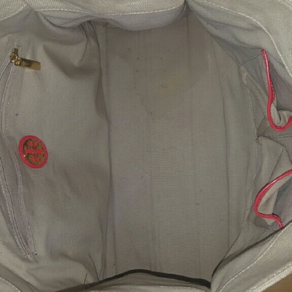 **SOLD** Tory Burch Canvas LG Tote - Picture 2 of 4