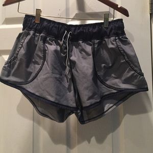 Lululemon Shorts SIZE 8