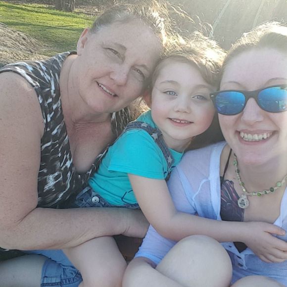 Meet your Posher, Nicole