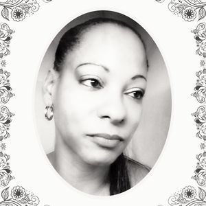 Meet your Posher, Evette