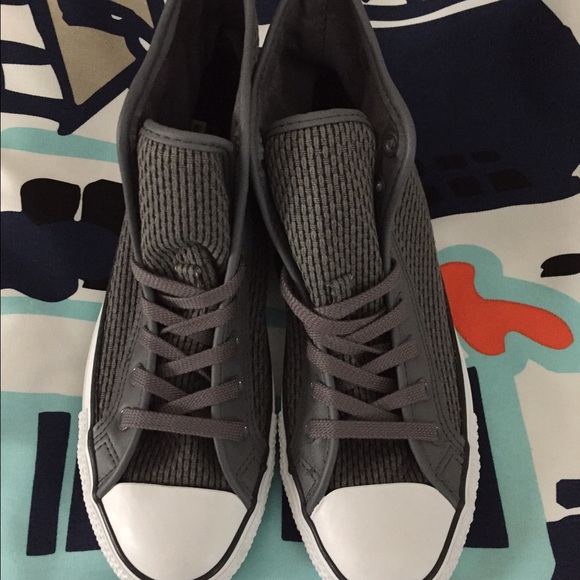 Converse Shoes - CONVERSE HI TOPS