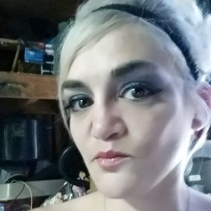 Meet your Posher, Bobbie