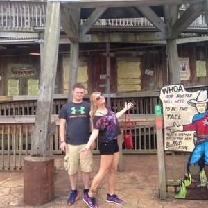 Meet your Posher, Carla