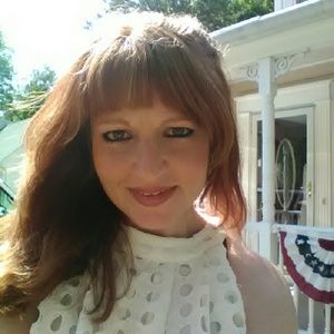 Meet your Posher, Linda