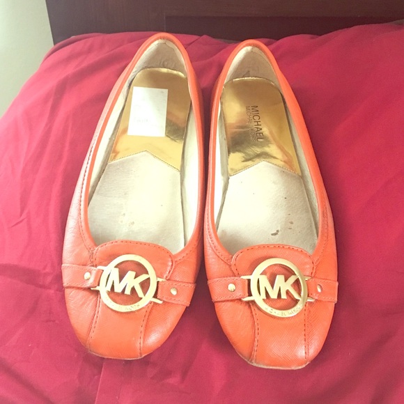 Michael Kors Orange flats