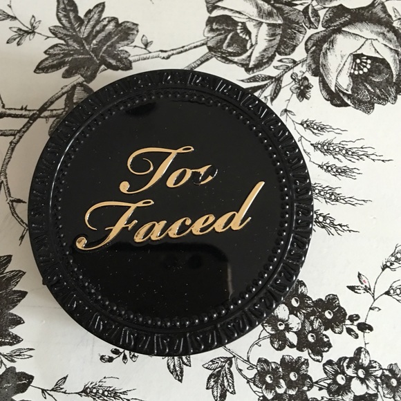 Too faced foundation powder.
