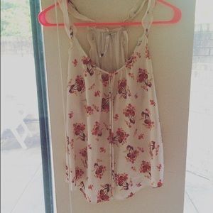 Lauren Conrad flowy tank