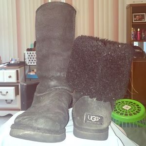 AUTHENTIC TALL BLACK UGGS