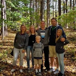 Meet your Posher, Josie