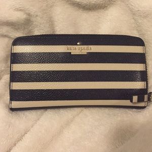 blue&pebble kate spade wallet ♠️