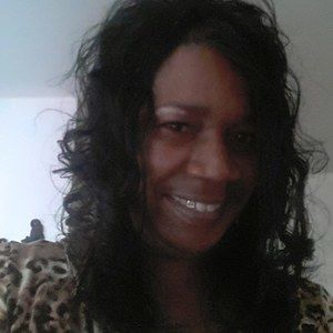 Meet your Posher, Valeria