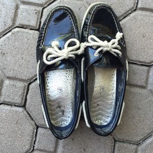 Sperry patent leather black shoes