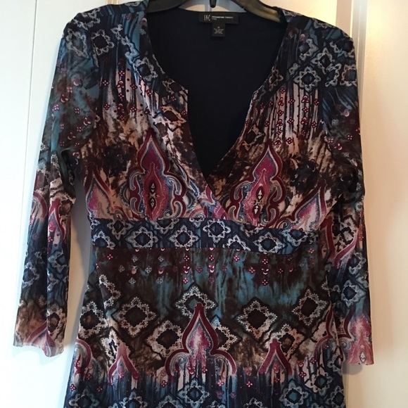 Top - Picture 3 of 4