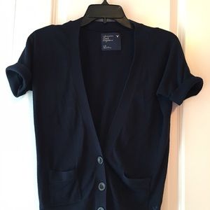 Short sleeve sweater