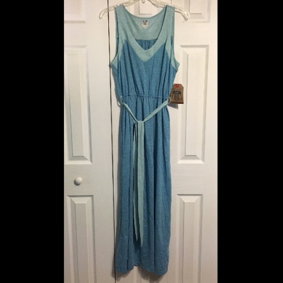 🛍CLOSET CLOSING 🆕Route 66 Blue/Gray Striped Maxi
