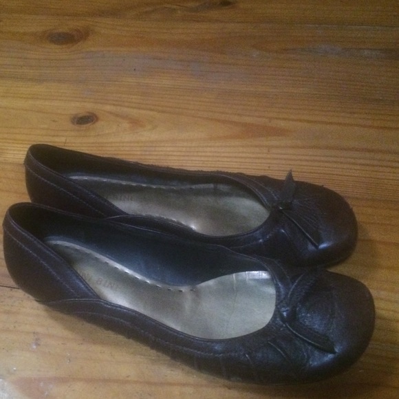 Brown flats--Gianni Bini
