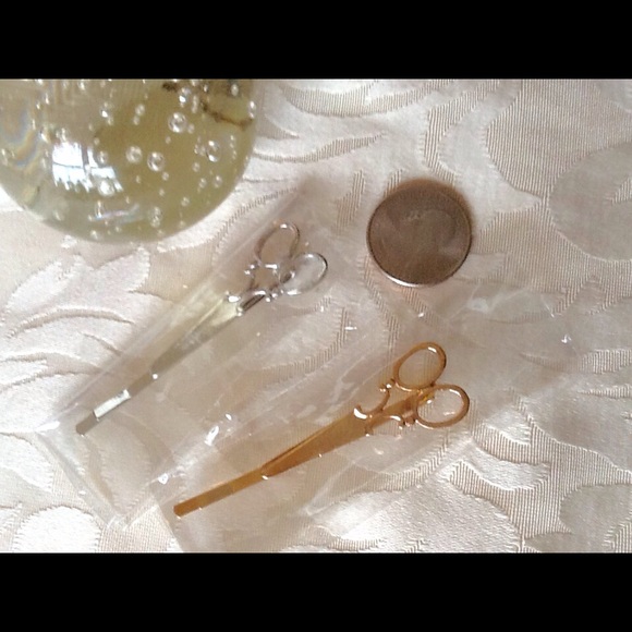 NWOT! 1 Silver Colored Scissor Hair Clip - Picture 3 of 4