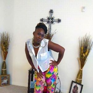 Meet your Posher, Quintella