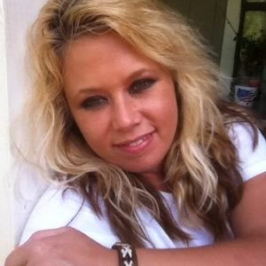 Meet your Posher, Candice