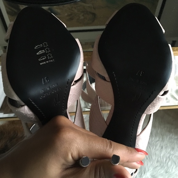 ❌SOLD❌Giuseppe Zanotti Coline python sandal - Picture 3 of 4