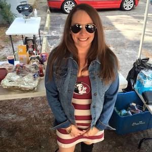 Meet your Posher, Lindsey