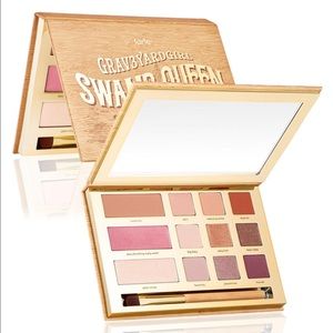 Tarte Grav3yard Girl Swamp Queen Palette