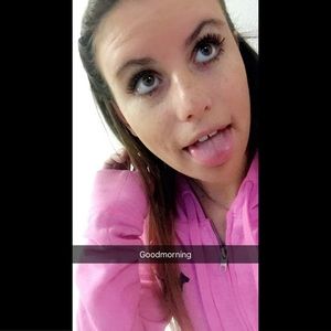 Meet your Posher, Brooke