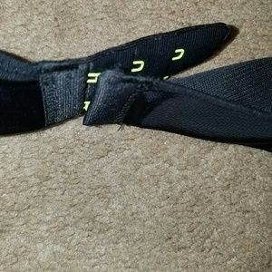 Extra pics for Nike bras