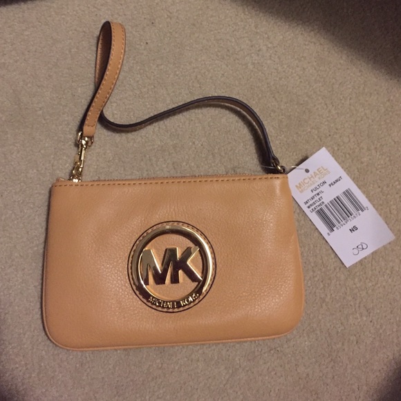 Michael Kors peanut leather wristlet