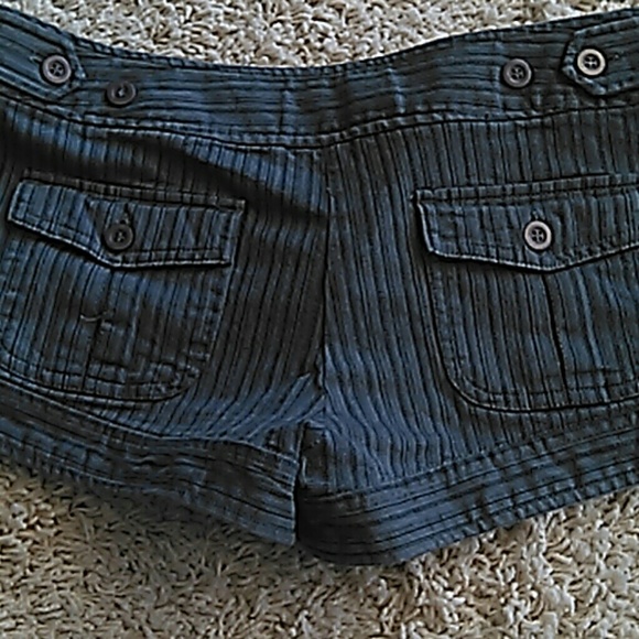 Short no boundaries shorts - Picture 2 of 3