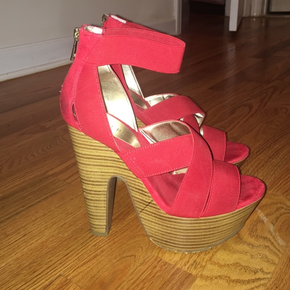 Bakers red sandals