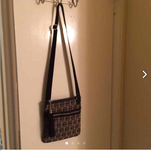 Michael Kors Crossbody