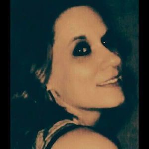 Meet your Posher, Joni