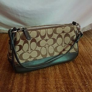 Mini Coach Shoulder Bag