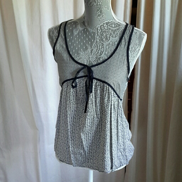 💞💥HOST PIC💥💞 Old Navy tank top