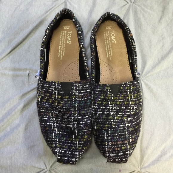 Wool toms