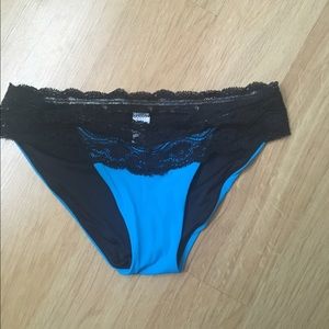 Lace bikini bottoms