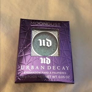 Urban decay moondust eyeshadow