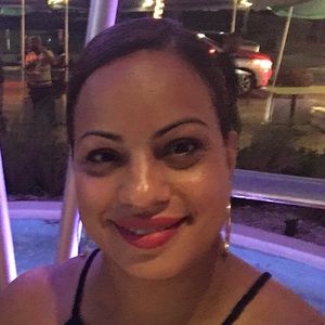 Meet your Posher, Noemi