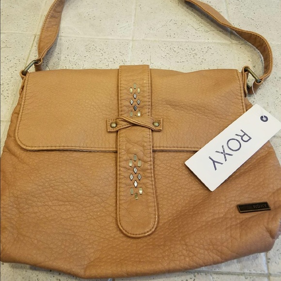 Roxy Cross Shoulder Bag