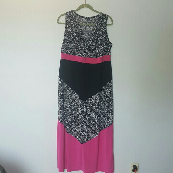 Sami & Jo maxi dress black white pink 1X