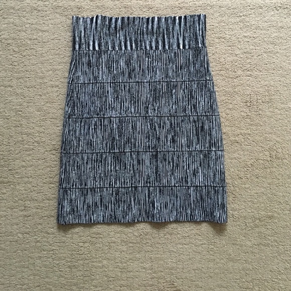 BCBG bodycon skirt