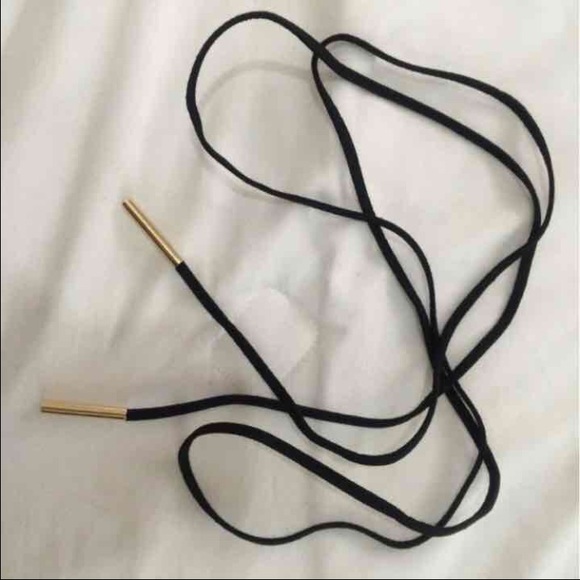 🙌🏽🎉 A must have boho leather choker. - Picture 4 of 4